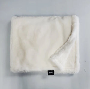 Baby Neutral Blanket | Minky Plush | Fluffy Cream | Winx + Blinx