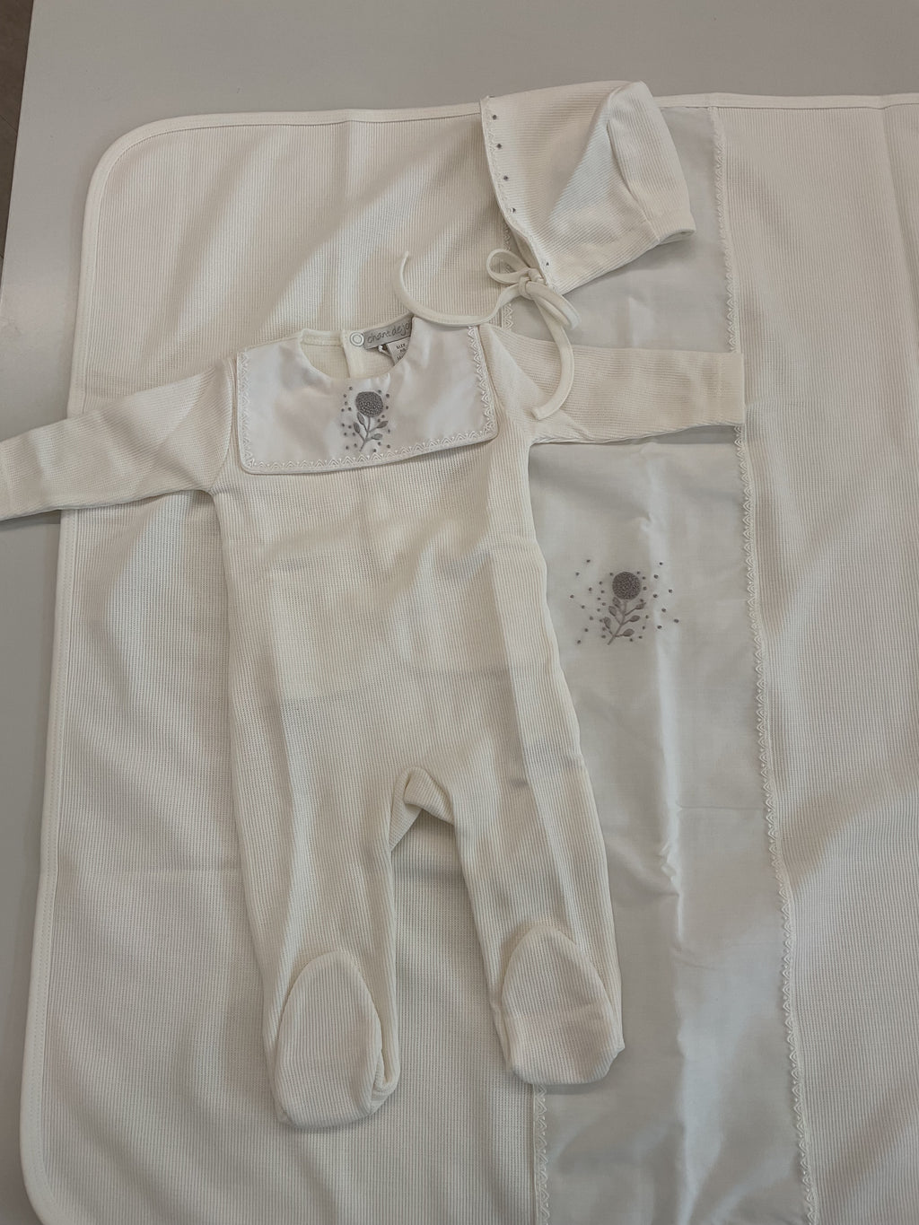 Baby Neutral Layette Set | English Knit With Embroidery | Ivory/Ivory | Chant De Joie | AW26