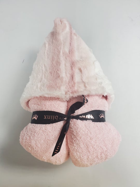 Baby Hooded Towel | Winx + Blinx | Ombre Pink